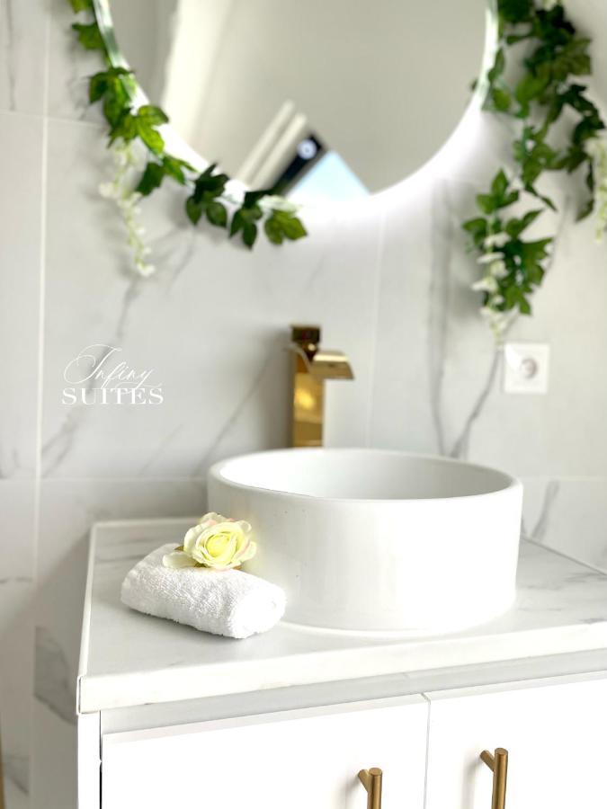 Naturally Suite Calais Eksteriør bilde